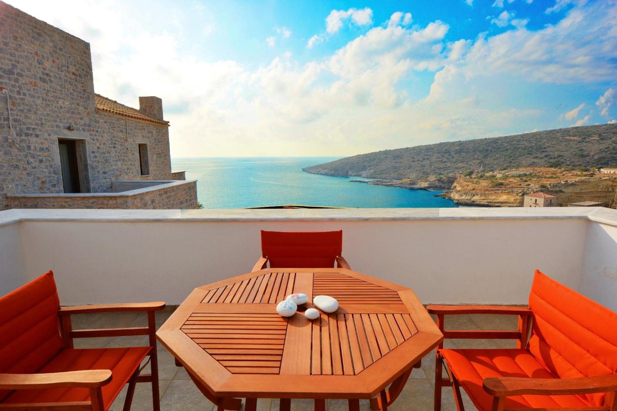 Athevillas Chrysoula Mézapos Buitenkant foto