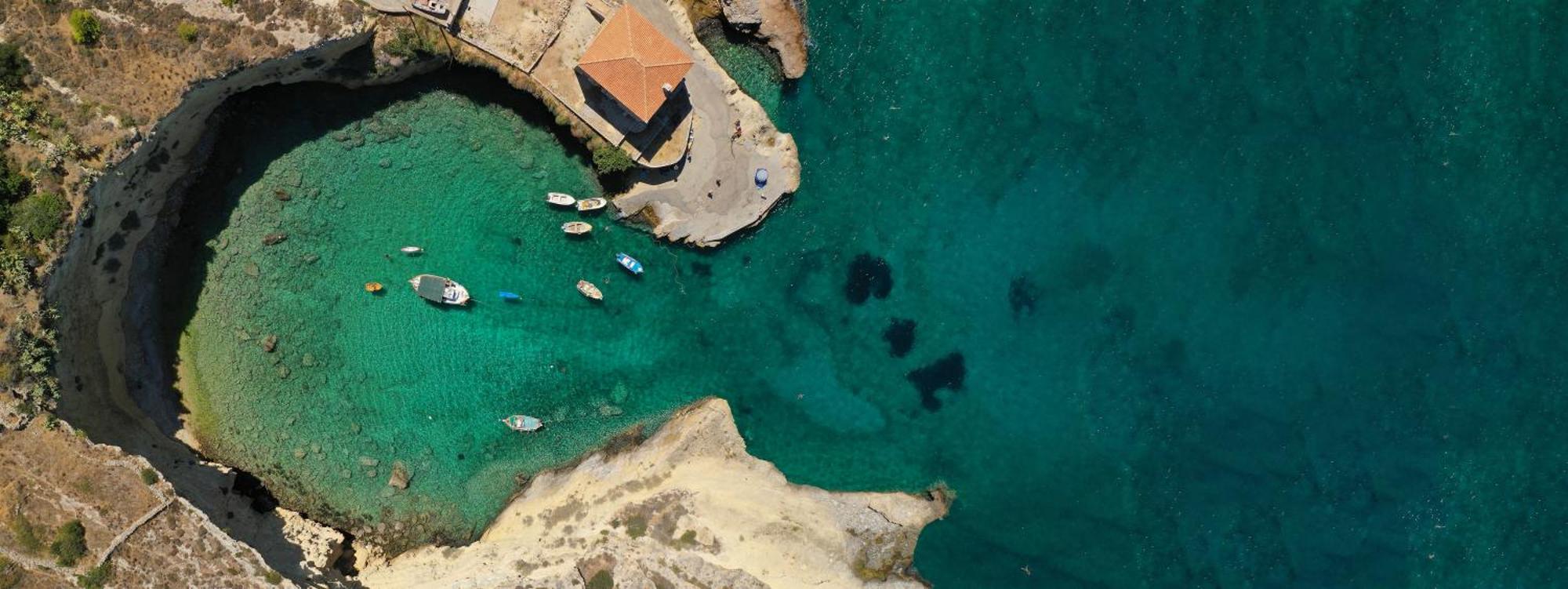 Athevillas Chrysoula Mézapos Buitenkant foto