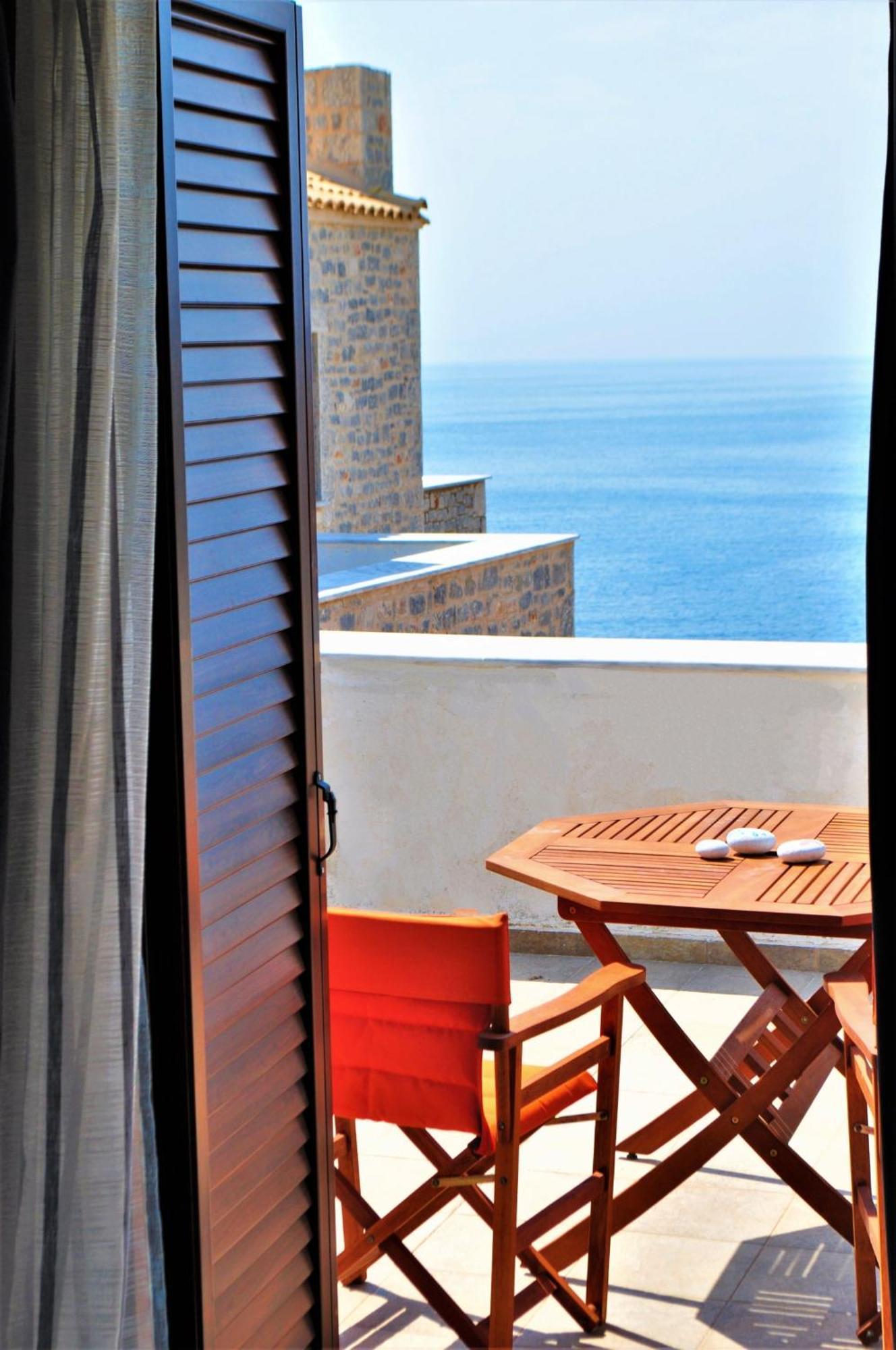 Athevillas Chrysoula Mézapos Buitenkant foto